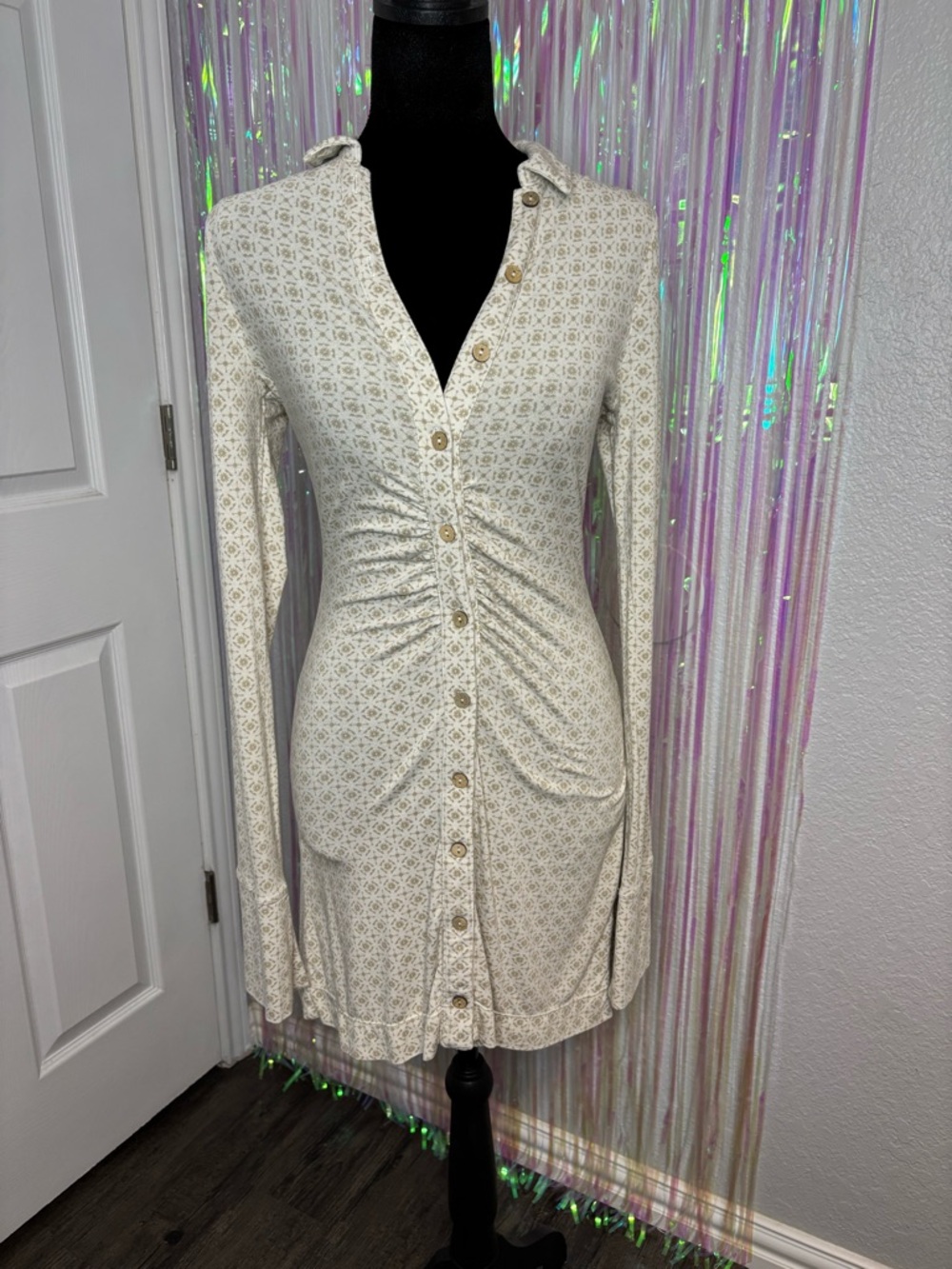 Free People Cream Button-Front Long Sleeve Ruched Shayla Mini Dress Sz XS